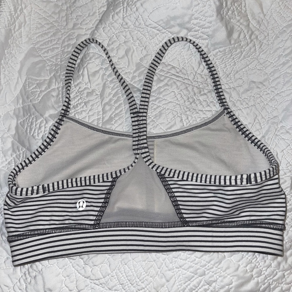 LULULEMON bra flow Y